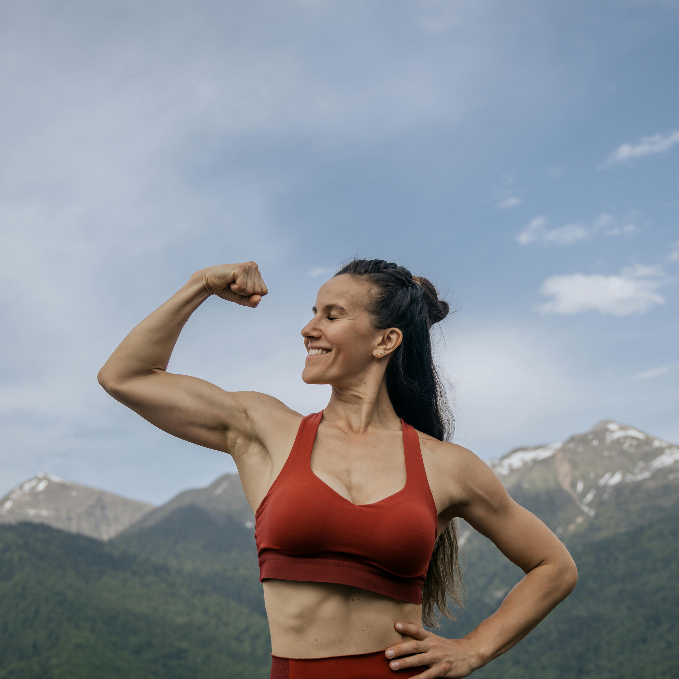 Maximizing Your Workout: The Benefits of BCAAs and Creatine for Muscle Growth